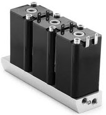 Custom manifold assemblies for ventilation